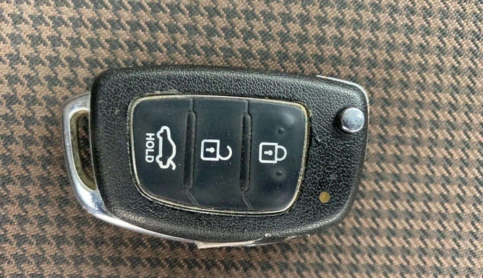 2013 Hyundai i20 SPORTZ 1.2, Petrol, Manual, 38,287 km, Key Close Up