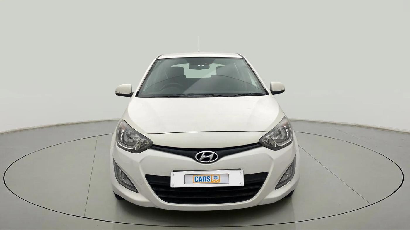 2013 Hyundai i20 SPORTZ 1.2, Petrol, Manual, 38,287 km, Front