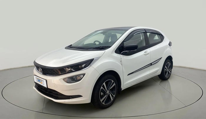 2023 Tata ALTROZ  XZ Plus (O) (S), Petrol, Manual, 5,555 km, Left Front Diagonal