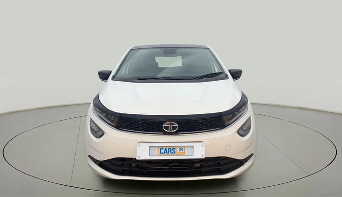 2023 Tata ALTROZ  XZ Plus (O) (S), Petrol, Manual, 5,555 km, Front