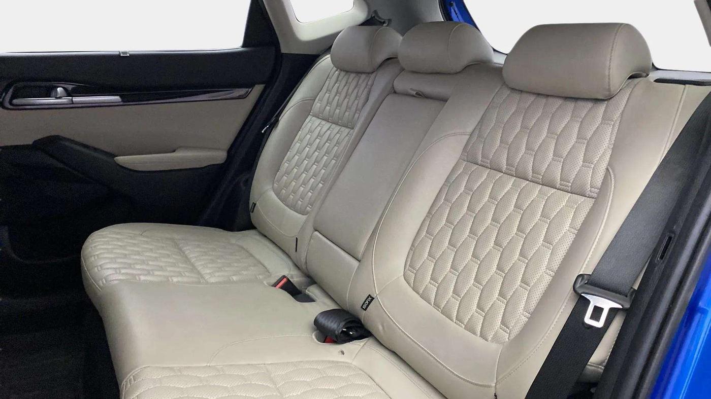 2020 KIA SELTOS HTX 1.5 PETROL, Petrol, Manual, 46,037 km, Right Side Rear Door Cabin