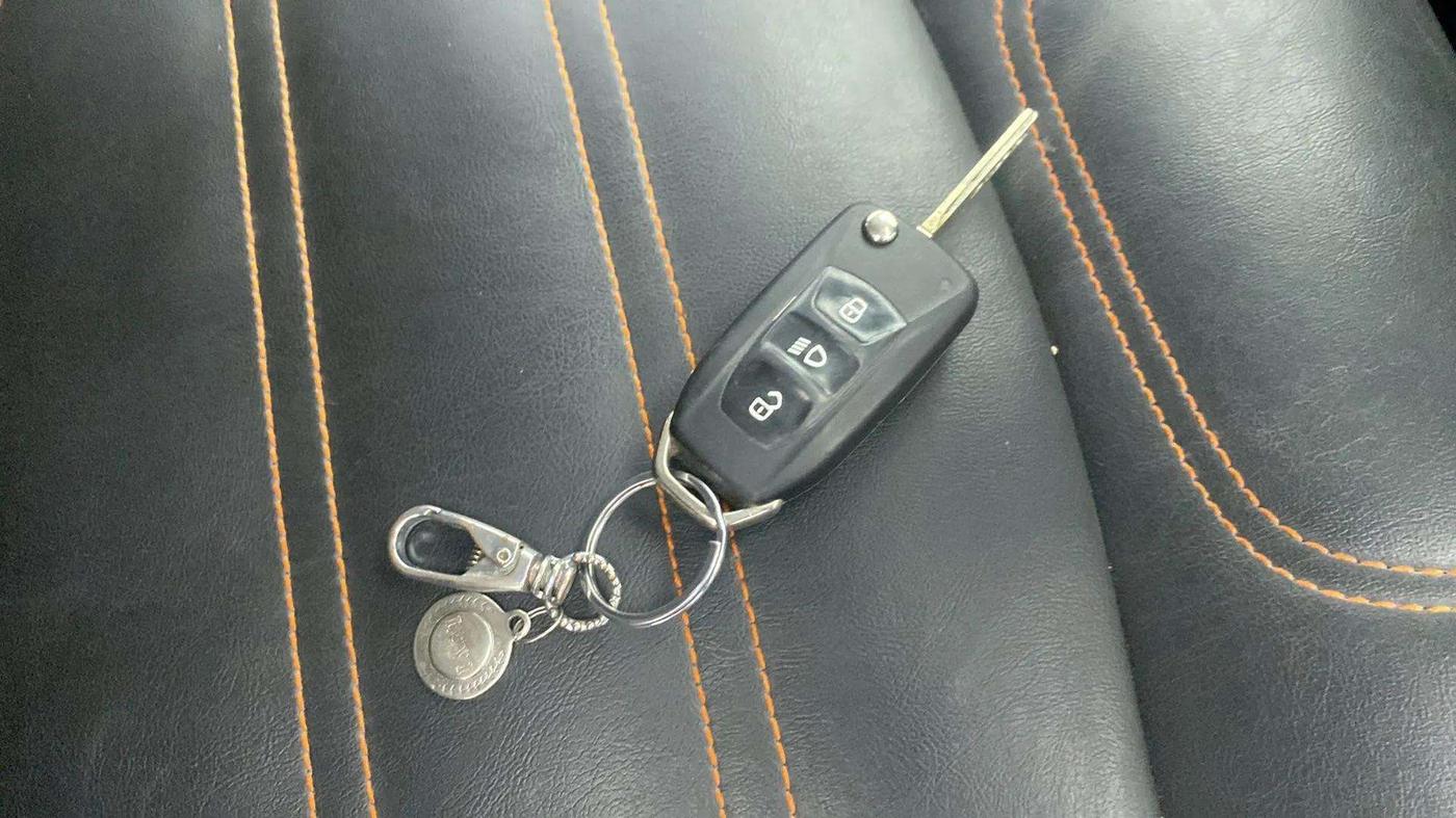 2022 Tata Tiago XZ PLUS CNG, CNG, Manual, 26,942 km, Key Close Up