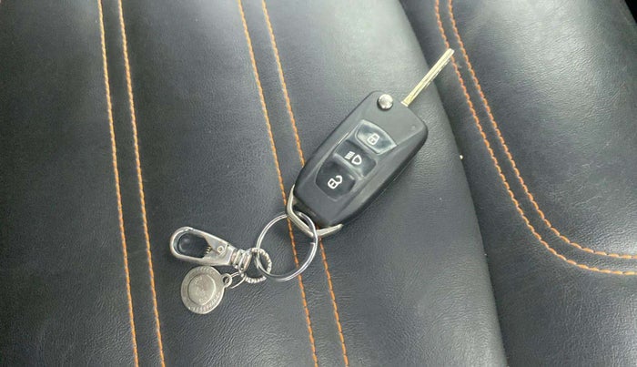 2022 Tata Tiago XZ PLUS CNG, CNG, Manual, 26,942 km, Key Close Up