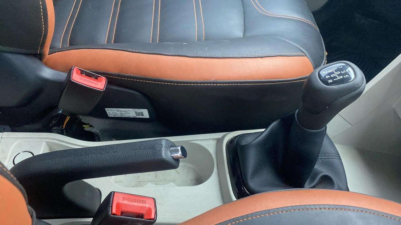 2022 Tata Tiago XZ PLUS CNG, CNG, Manual, 26,942 km, Gear Lever