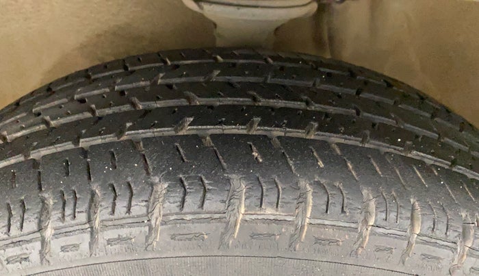 2010 Maruti Alto K10 VXI, Petrol, Manual, 52,403 km, Left Front Tyre Tread