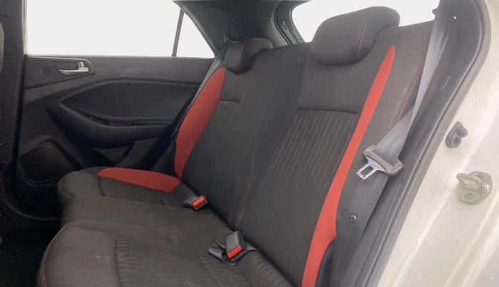 2019 Hyundai Elite i20 SPORTZ PLUS 1.2 DUAL TONE, Petrol, Manual, 5,513 km, Right Side Rear Door Cabin