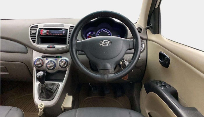 2014 Hyundai i10 MAGNA 1.1, Petrol, Manual, 41,215 km, Steering Wheel Close Up