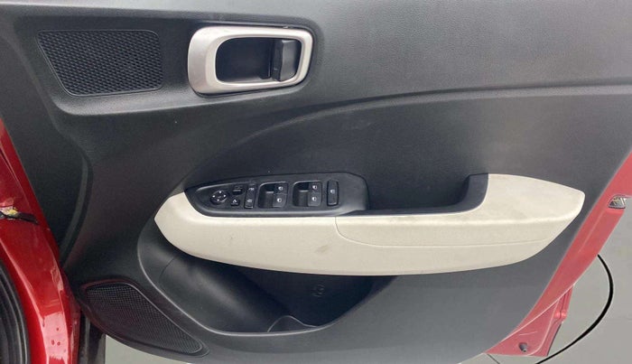 2022 Hyundai VENUE SX 1.2 PETROL, Petrol, Manual, 8,461 km, Driver Side Door Panels Control