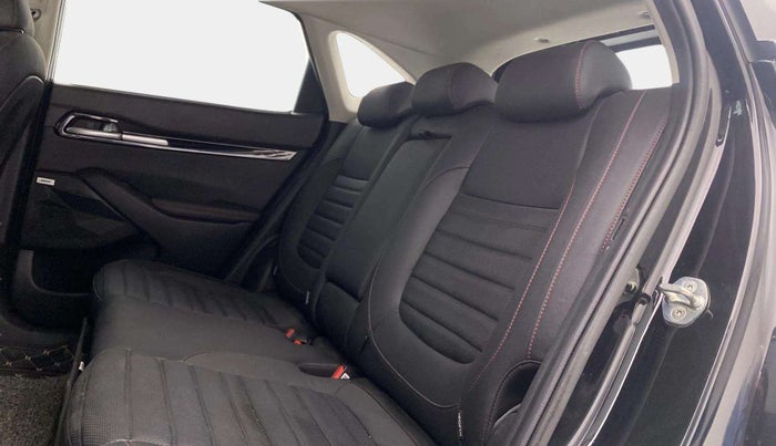 2022 KIA SELTOS GTX PLUS DCT 1.4 PETROL, Petrol, Automatic, 31,557 km, Right Side Rear Door Cabin