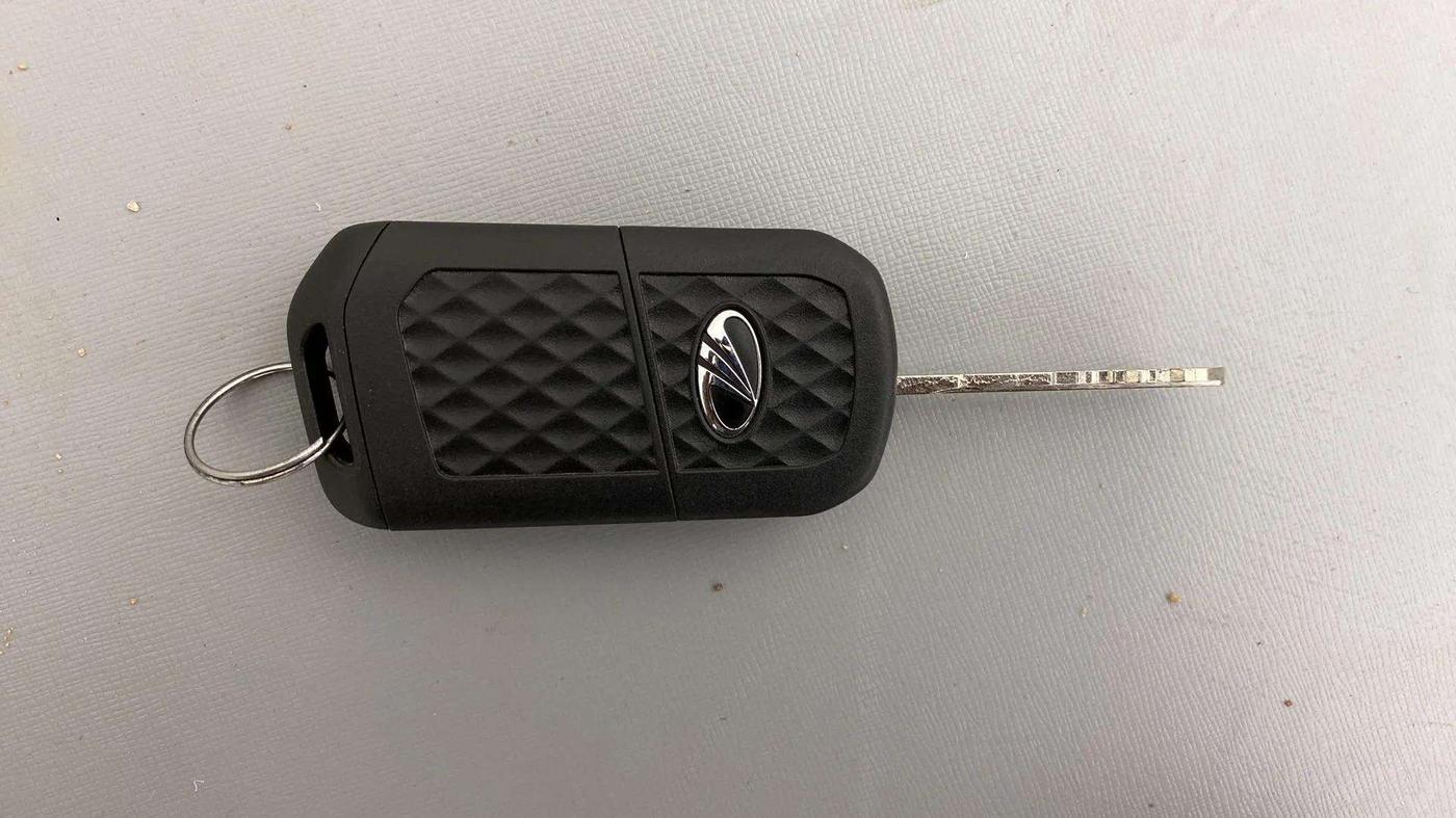 2022 Mahindra Thar LX HT PETROL 4WD MT, Petrol, Manual, 46,635 km, Key Close Up