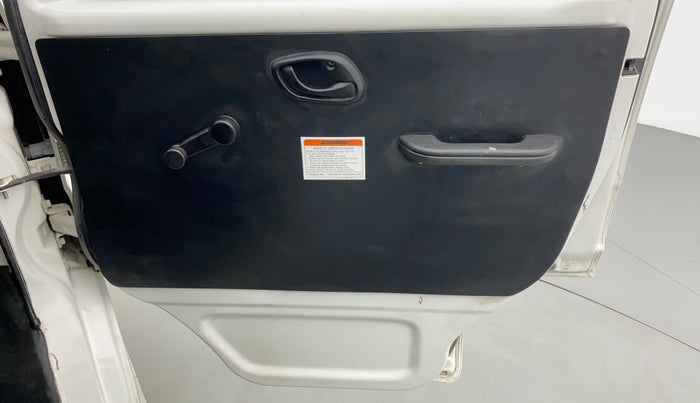 2019 Maruti Eeco 5 STR CNG WITH AC PLUSHTR, CNG, Manual, 93,554 km, Driver Side Door Panels Control