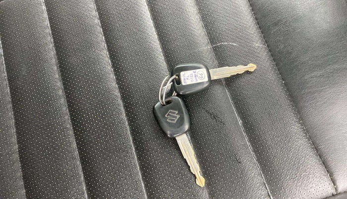 2017 Maruti Wagon R 1.0 LXI CNG, CNG, Manual, 57,643 km, Key Close Up