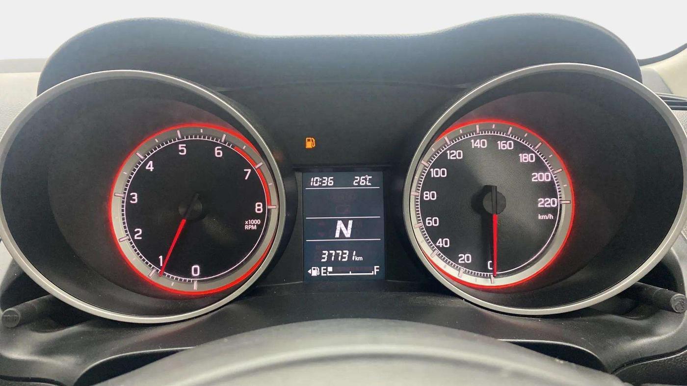 2020 Maruti Swift VXI AMT, Petrol, Automatic, 37,698 km, Odometer Image
