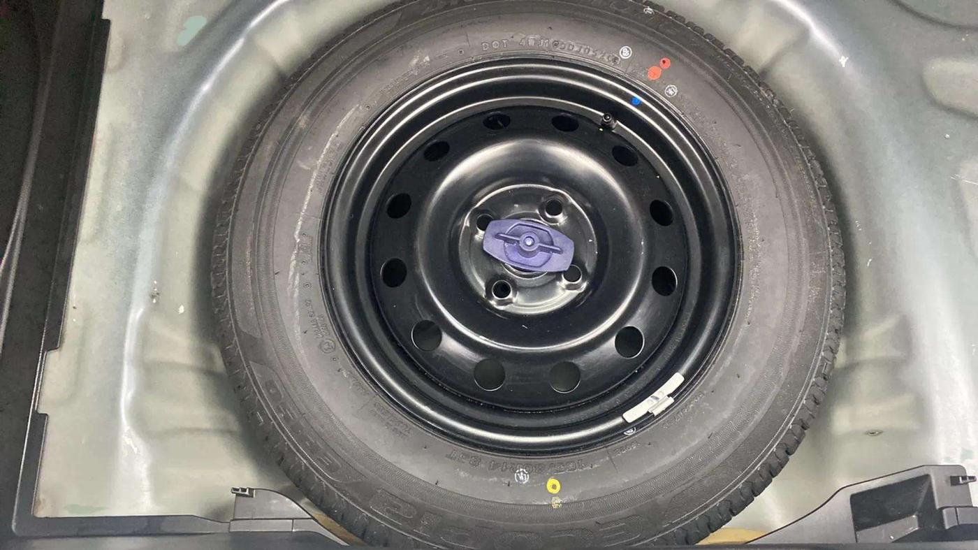 2020 Maruti Swift VXI AMT, Petrol, Automatic, 37,698 km, Boot Inside