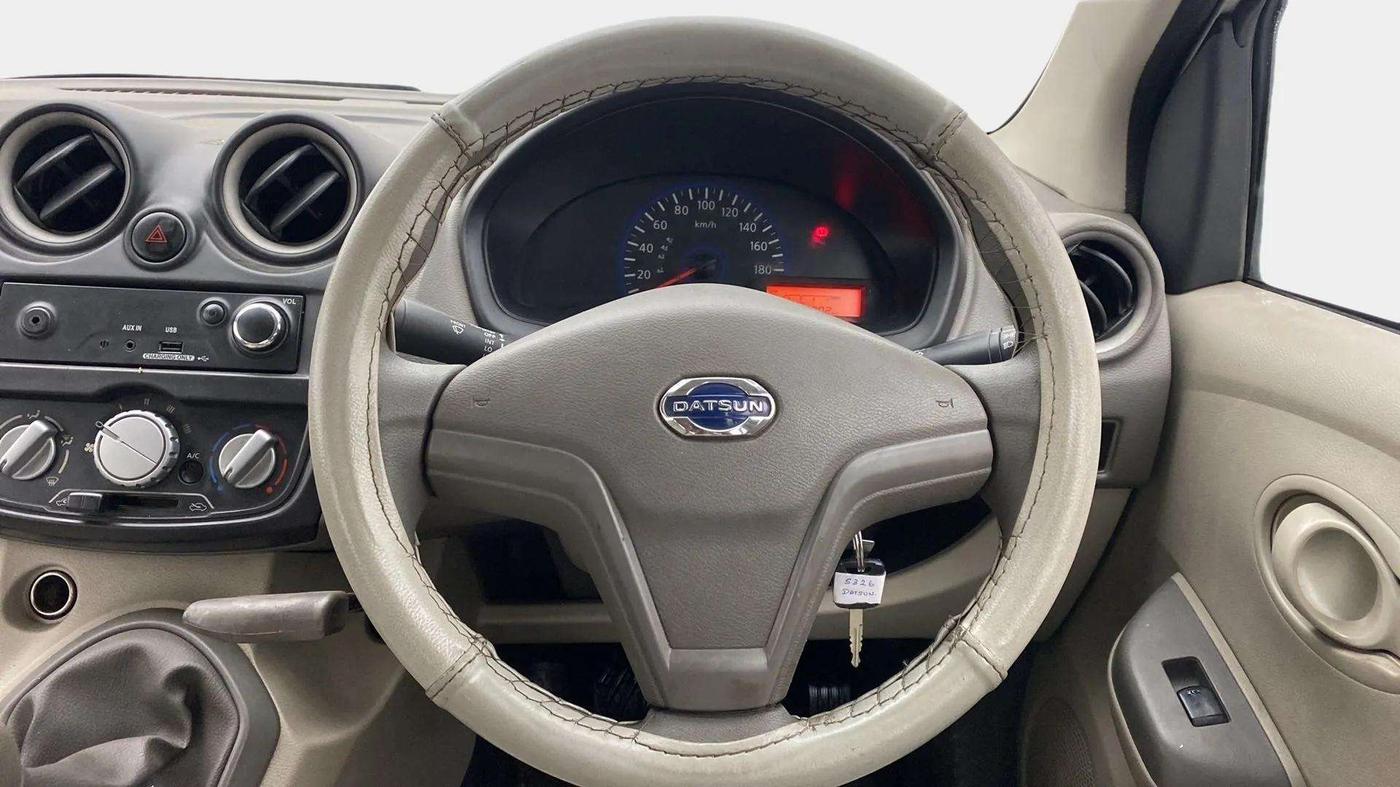 2015 Datsun Go Plus T, Petrol, Manual, 79,702 km, Steering Wheel Close Up