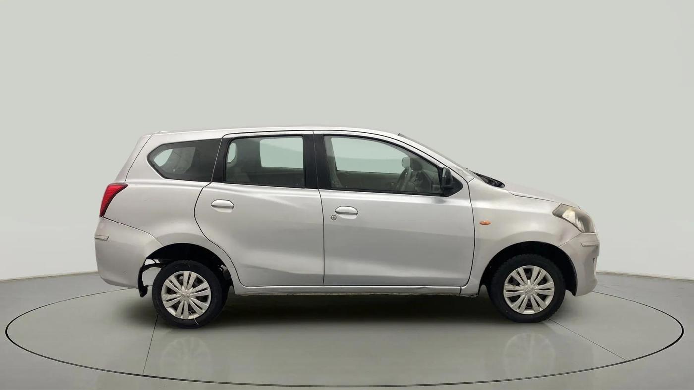 2015 Datsun Go Plus T, Petrol, Manual, 79,702 km, Right Side View