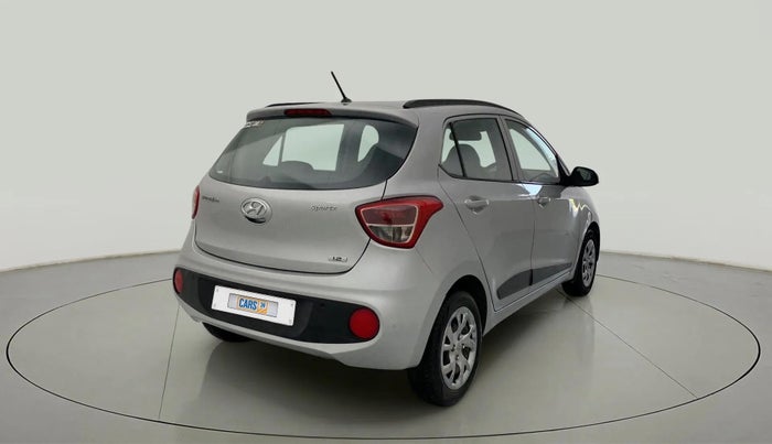 2017 Hyundai Grand i10 SPORTZ (O) 1.2 KAPPA VTVT, Petrol, Manual, 1,17,659 km, Right Back Diagonal