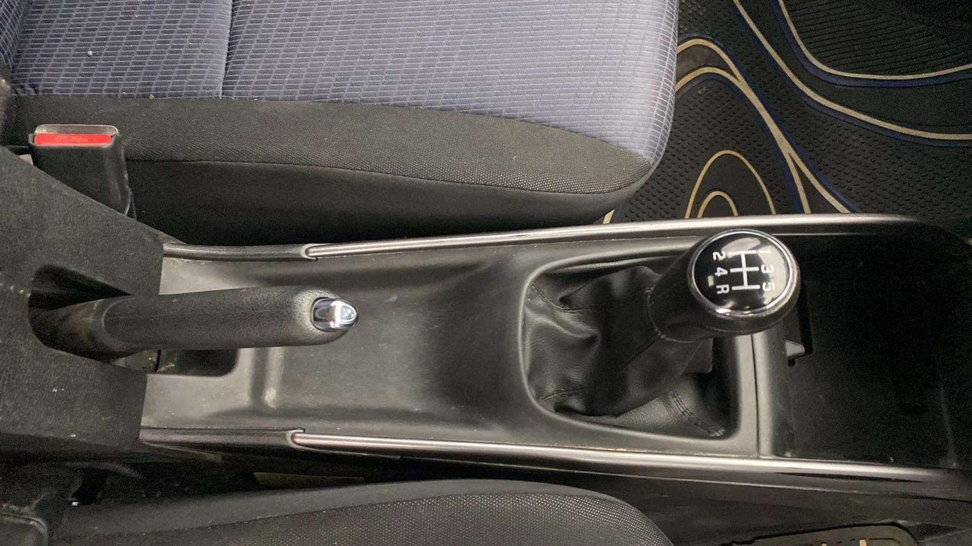 2021 Maruti Baleno DELTA PETROL 1.2, Petrol, Manual, 40,437 km, Gear Lever