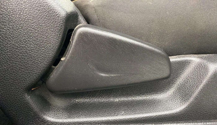 2019 Renault Kwid CLIMBER 1.0 AMT (O), Petrol, Automatic, 3,913 km, Driver Side Adjustment Panel