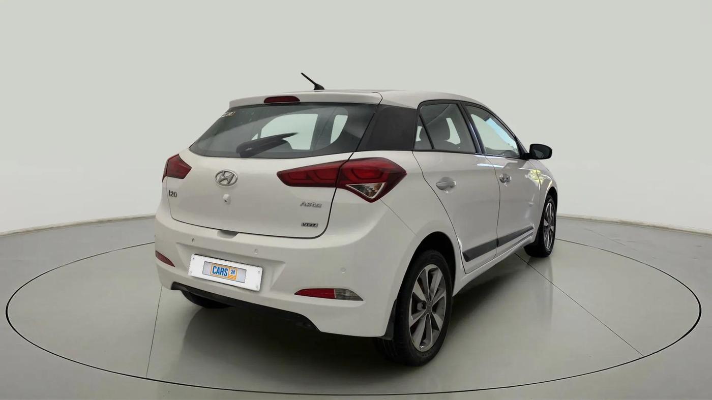 2014 Hyundai Elite i20 ASTA 1.2, Petrol, Manual, 1,31,110 km, Right Back Diagonal