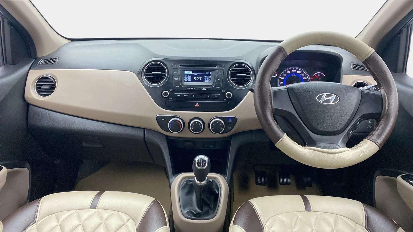 2014 Hyundai Grand i10 SPORTZ 1.2 KAPPA VTVT, Petrol, Manual, 34,312 km, Dashboard