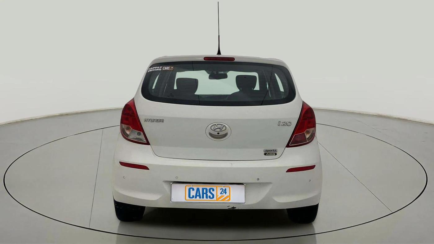 2014 Hyundai i20 SPORTZ 1.2, Petrol, Manual, 67,841 km, Back/Rear