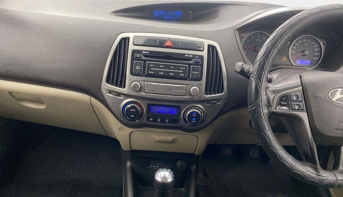 2014 Hyundai i20 SPORTZ 1.2, Petrol, Manual, 67,841 km, Air Conditioner