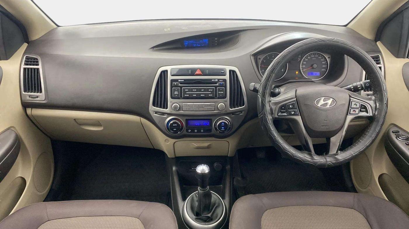 2014 Hyundai i20 SPORTZ 1.2, Petrol, Manual, 67,841 km, Dashboard