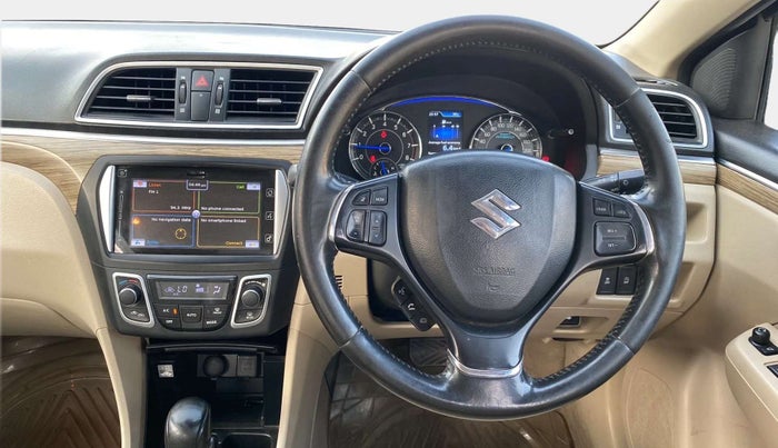 2018 Maruti Ciaz ALPHA  AT 1.5 SHVS PETROL, Petrol, Automatic, 42,656 km, Steering Wheel Close Up
