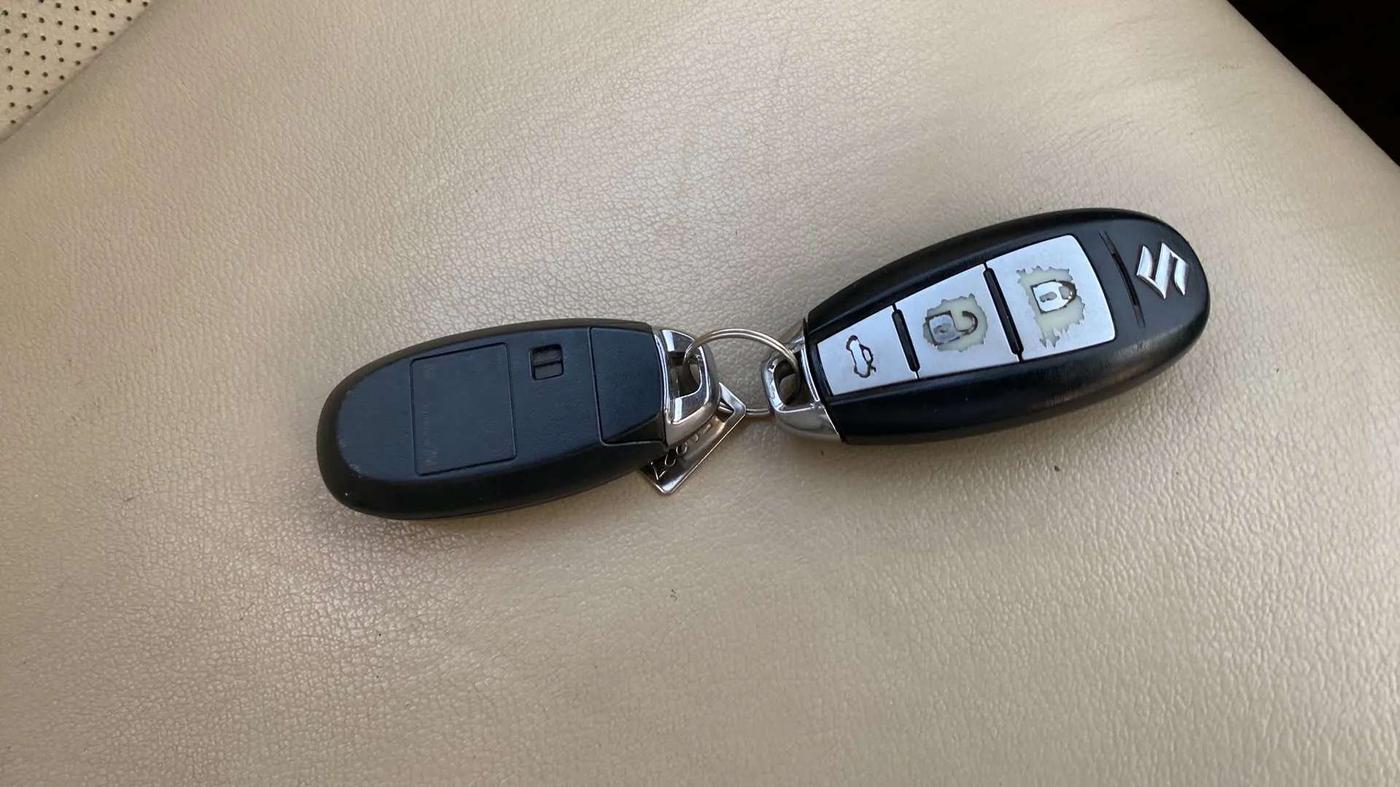 2018 Maruti Ciaz ALPHA  AT 1.5 SHVS PETROL, Petrol, Automatic, 42,656 km, Key Close Up