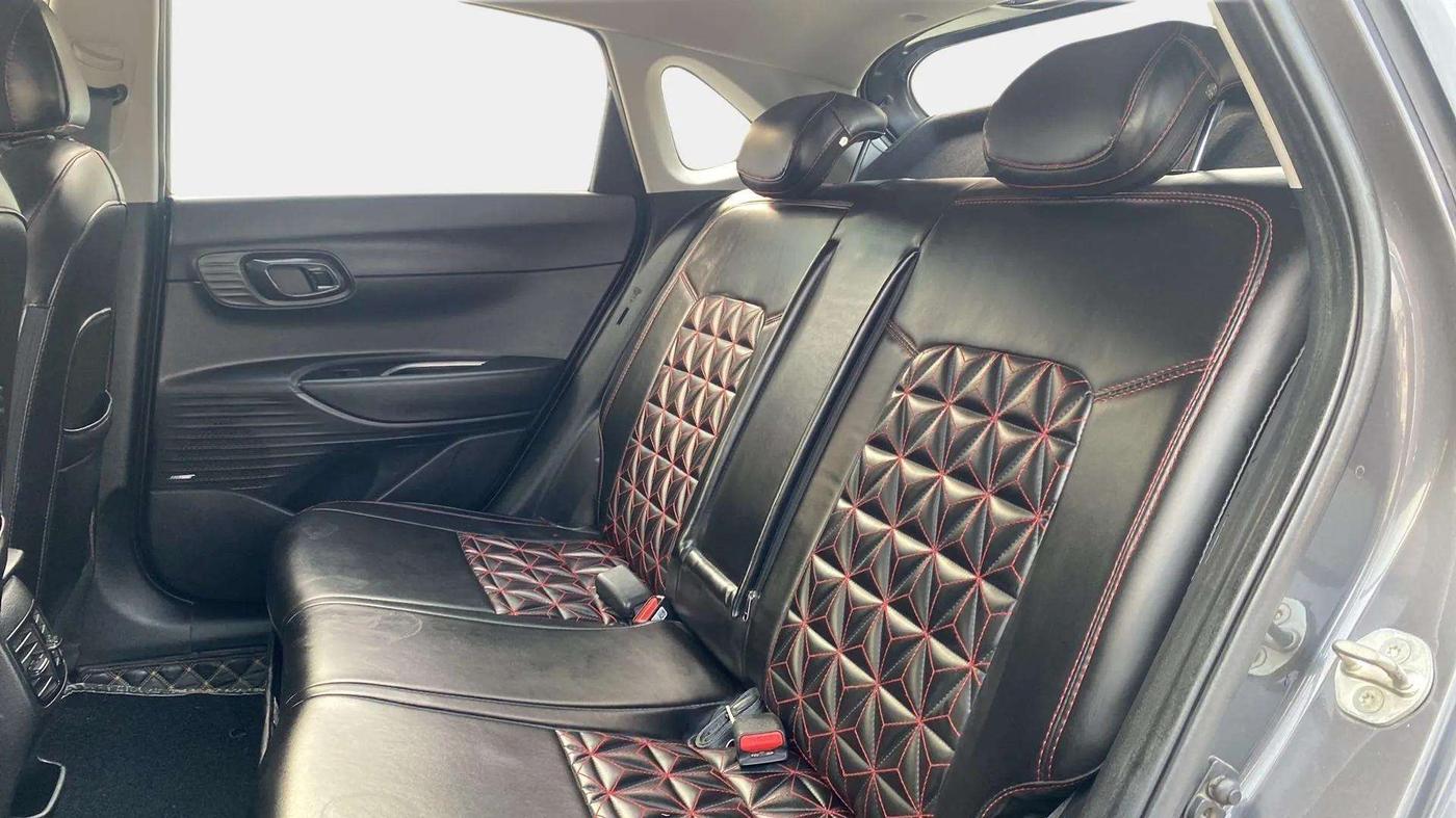 2021 Hyundai NEW I20 ASTA (O) 1.2 MT, Petrol, Manual, 44,711 km, Right Side Rear Door Cabin