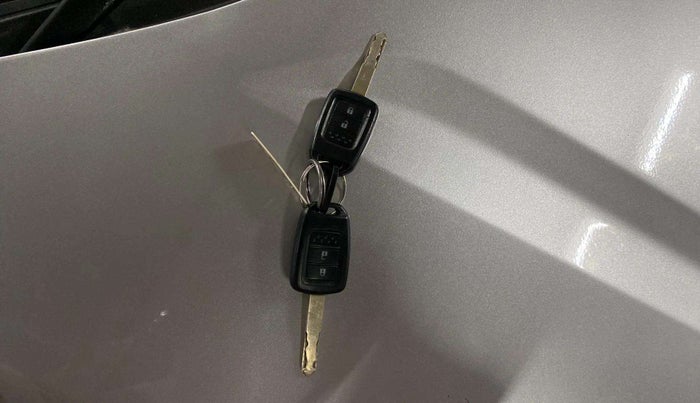 2015 Honda City 1.5L I-VTEC SV CVT, Petrol, Automatic, 92,478 km, Key Close Up