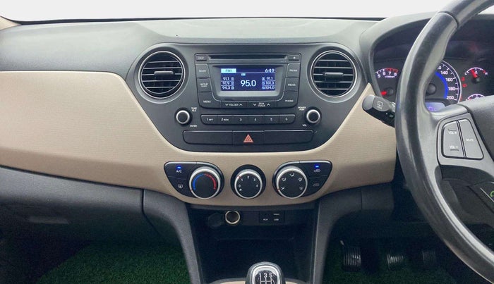 2016 Hyundai Grand i10 ASTA (O) 1.2 KAPPA VTVT, Petrol, Manual, 64,235 km, Air Conditioner