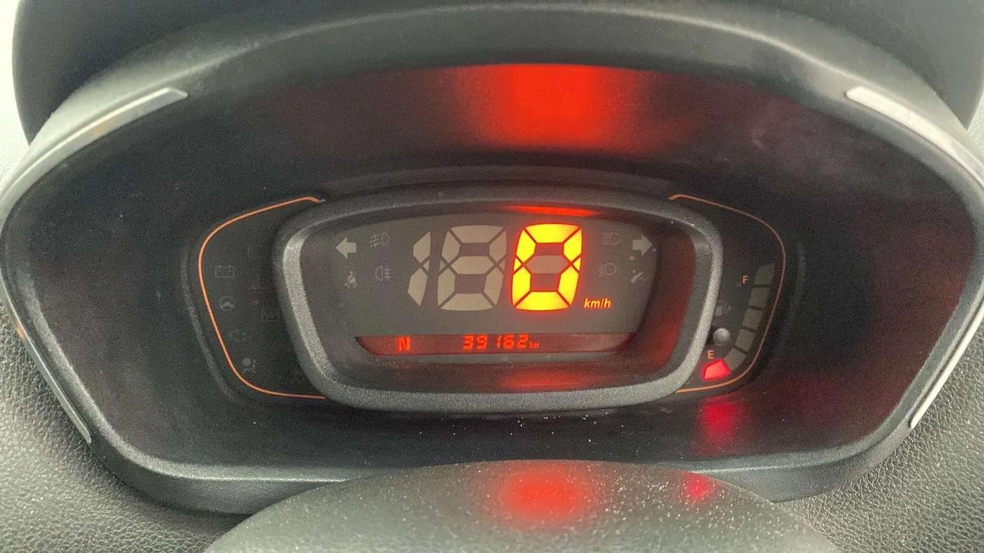 2017 Renault Kwid CLIMBER 1.0 AMT, Petrol, Automatic, 39,634 km, Odometer Image