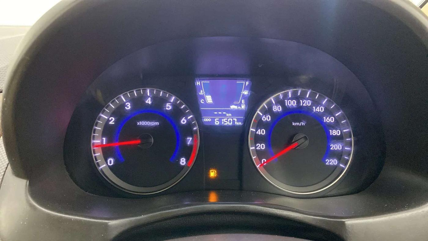 2015 Hyundai Verna FLUIDIC 4S 1.6 VTVT S(O), Petrol, Manual, 61,576 km, Odometer Image