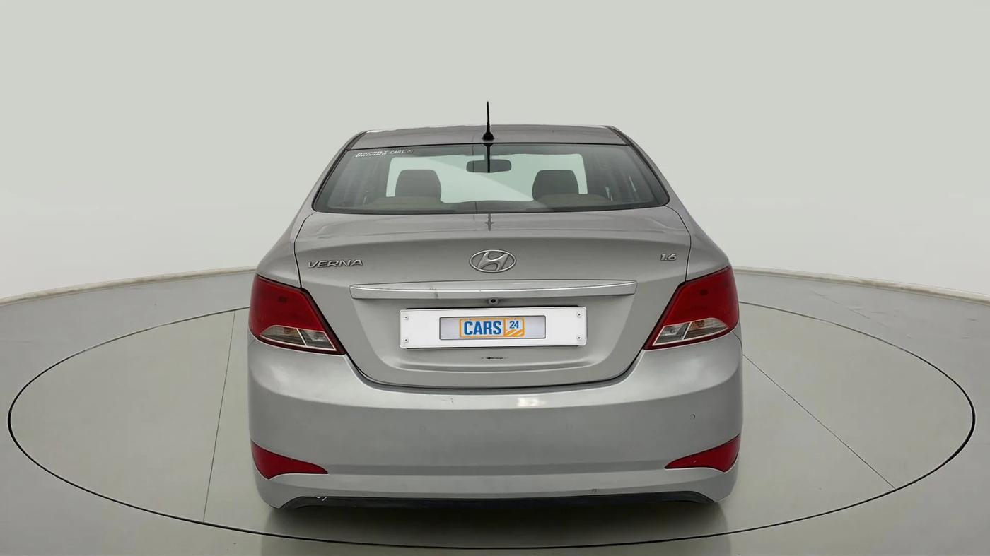 2015 Hyundai Verna FLUIDIC 4S 1.6 VTVT S(O), Petrol, Manual, 61,576 km, Back/Rear