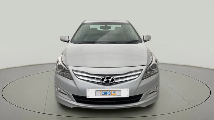 2015 Hyundai Verna FLUIDIC 4S 1.6 VTVT S(O), Petrol, Manual, 61,576 km, Front