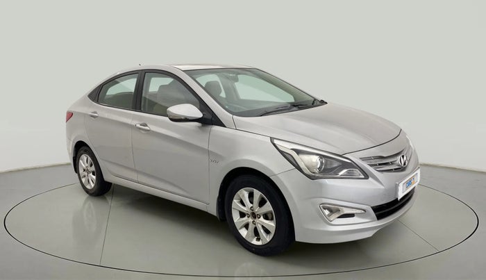 2015 Hyundai Verna FLUIDIC 4S 1.6 VTVT S(O), Petrol, Manual, 61,562 km, Right Front Diagonal