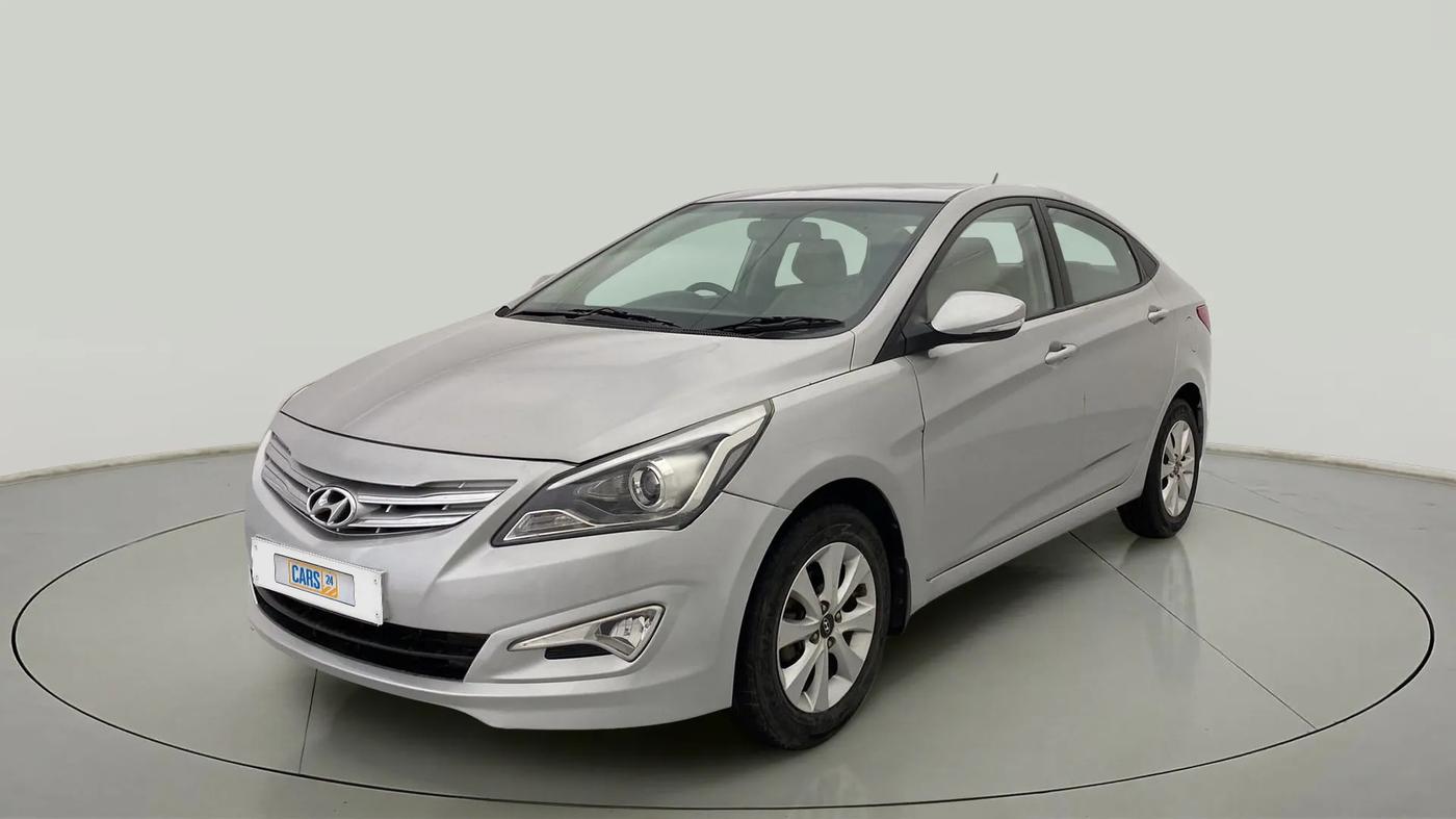 2015 Hyundai Verna FLUIDIC 4S 1.6 VTVT S(O), Petrol, Manual, 61,576 km, Left Front Diagonal