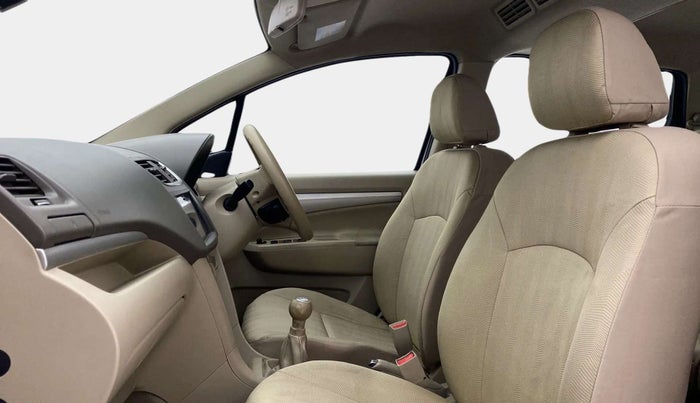 2016 Maruti Ertiga ZXI+, Petrol, Manual, 98,502 km, Right Side Front Door Cabin