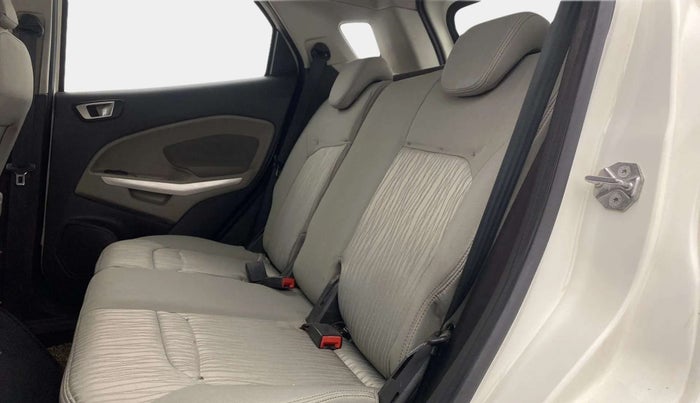 2016 Ford Ecosport TITANIUM 1.5L DIESEL, Diesel, Manual, 1,23,489 km, Right Side Rear Door Cabin