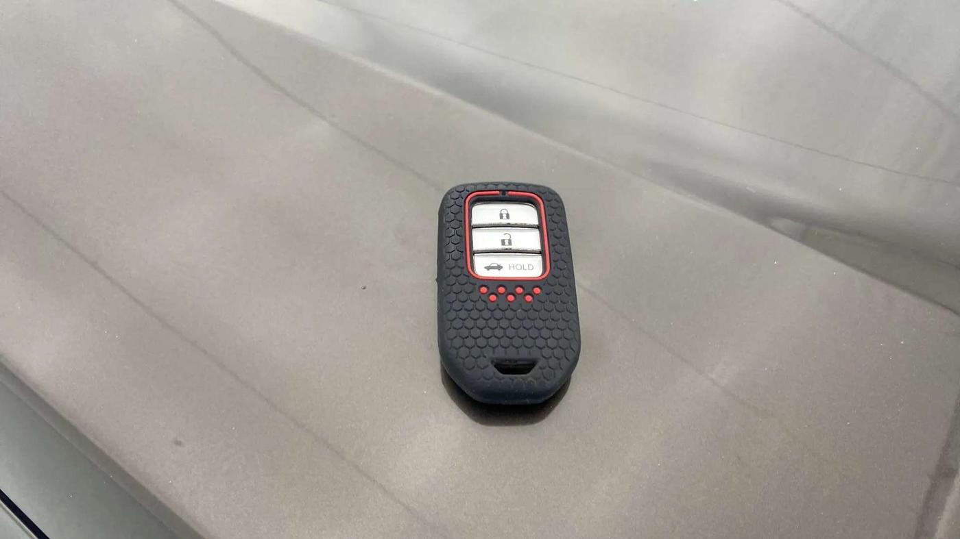 2019 Honda Amaze 1.2L I-VTEC V, CNG, Manual, 47,451 km, Key Close Up
