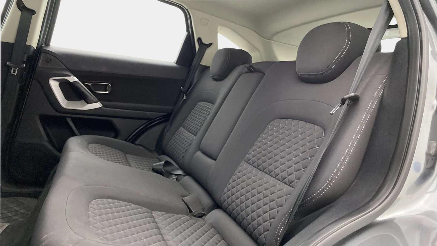 2021 Tata Harrier XT PLUS 2.0L KRYOTEC, Diesel, Manual, 24,347 km, Right Side Rear Door Cabin