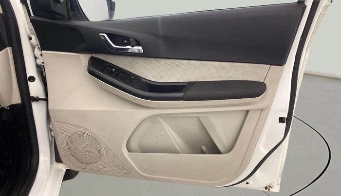 2022 Tata TIGOR XZ PLUS CNG, CNG, Manual, 500 km, Driver Side Door Panels Control