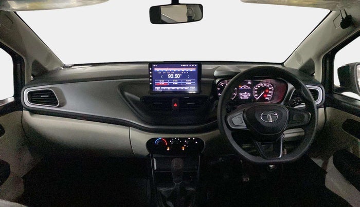2023 Tata ALTROZ XE PETROL, Petrol, Manual, 4,179 km, Dashboard