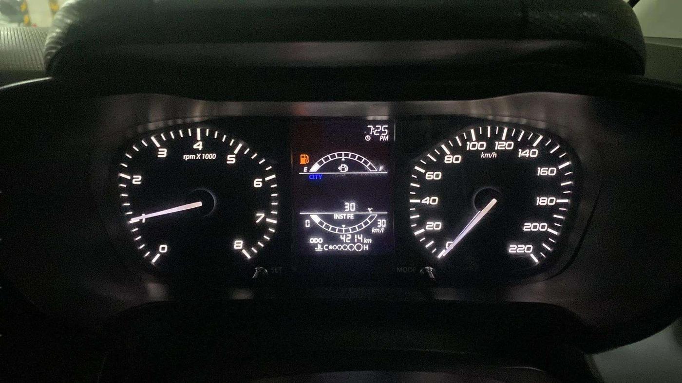 2023 Tata ALTROZ XE PETROL, Petrol, Manual, 4,179 km, Odometer Image