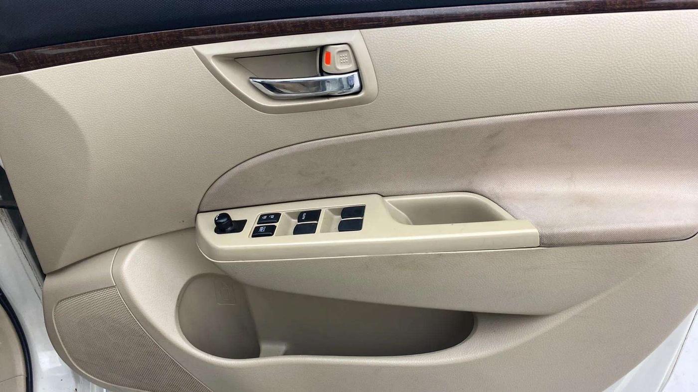 2013 Maruti Swift Dzire VXI, Petrol, Manual, 77,138 km, Driver Side Door Panels Control