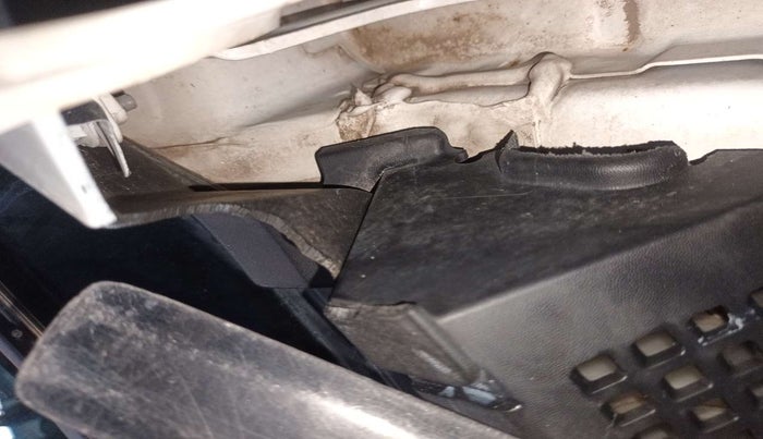 2022 Nissan MAGNITE XV MT, Petrol, Manual, 24,355 km, Bonnet (hood) - Cowl vent panel has minor damage