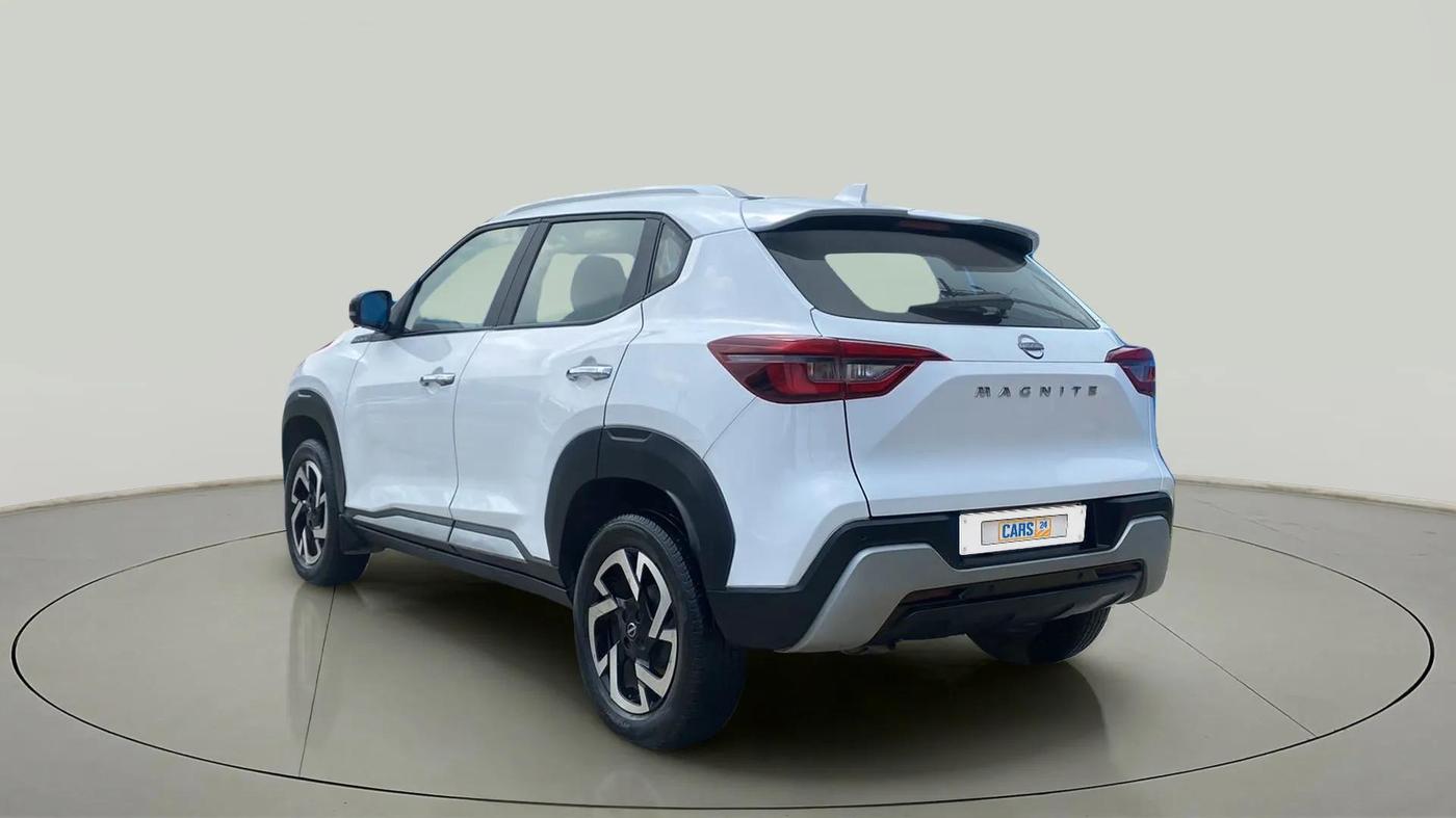 2022 Nissan MAGNITE XV MT, Petrol, Manual, 24,355 km, Left Back Diagonal