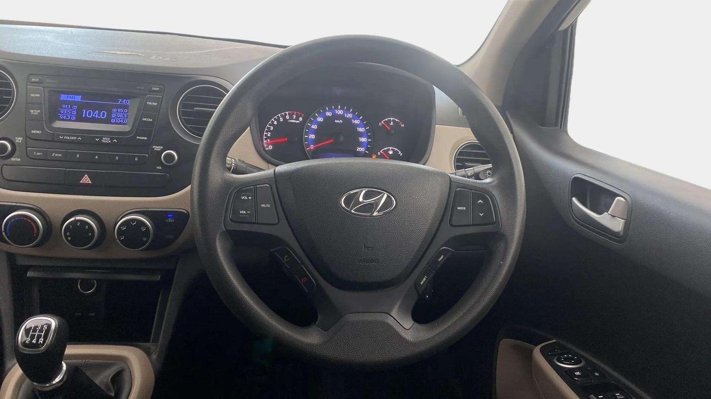 2016 Hyundai Xcent S 1.2, CNG, Manual, 77,217 km, Steering Wheel Close Up